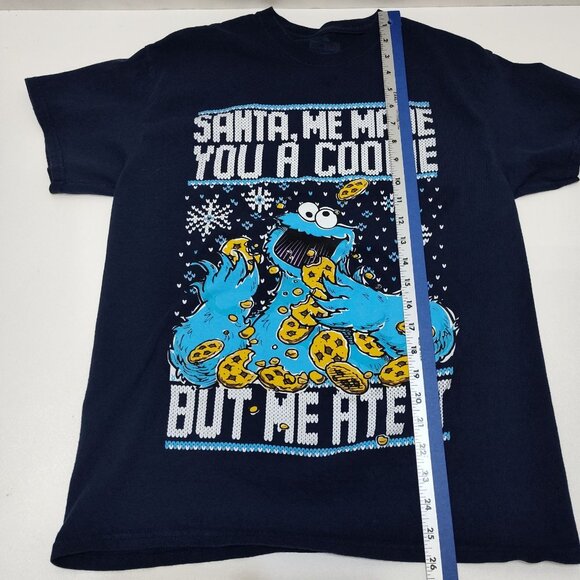 Sesame Street Cookie Monster Santa Christmas Holiday T-Shirt Medium 100% Cotton - Picture 7 of 7
